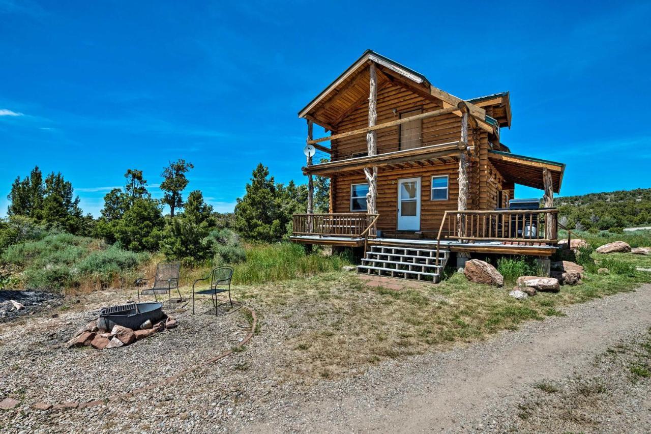 Cabin With Fire Pit, Views And Bbq 18 Mi To Moab! Esterno foto